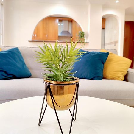 D4: Design & Relax In The City Malaga Luaran gambar